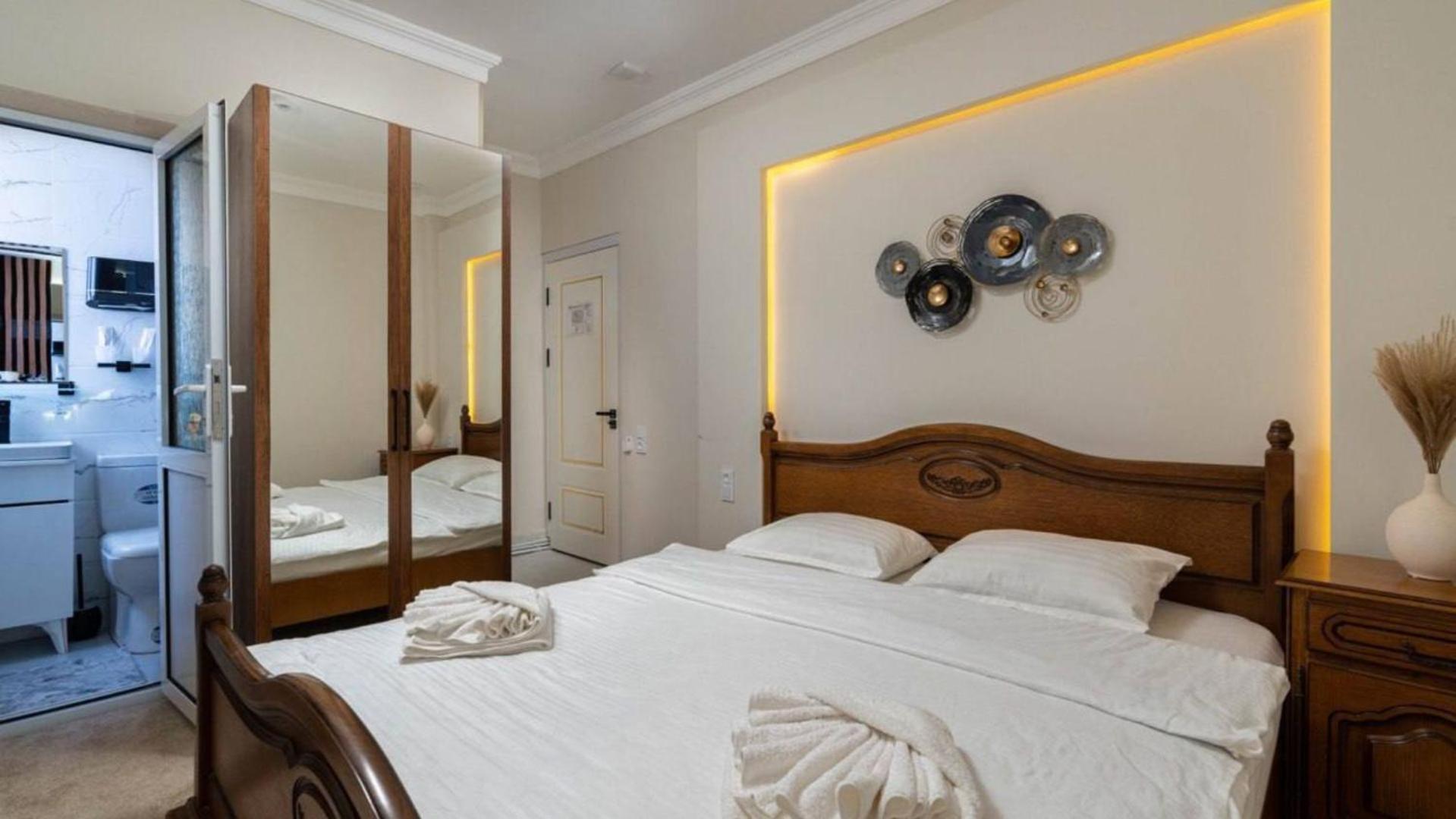 Istanbul Hotel Tashkent Esterno foto